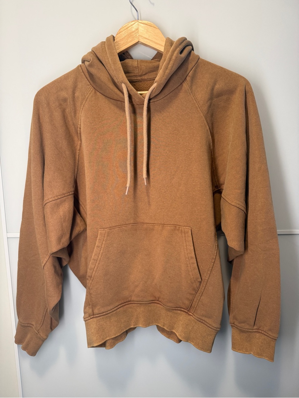 💸CLEARANCE 4/$15💸 Bootlegger Hooded Sweatshirt in Brown